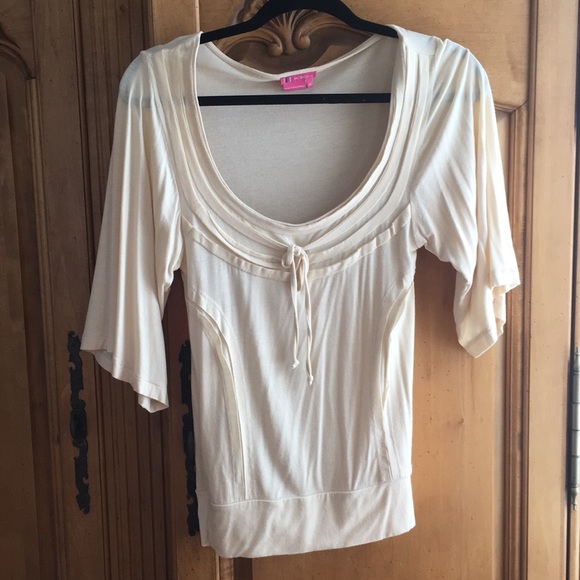 BCBG top - Picture 1 of 3